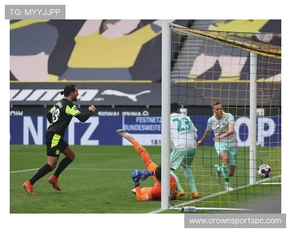 反弹球获利是否算越位？规则如何界定“主动触球”