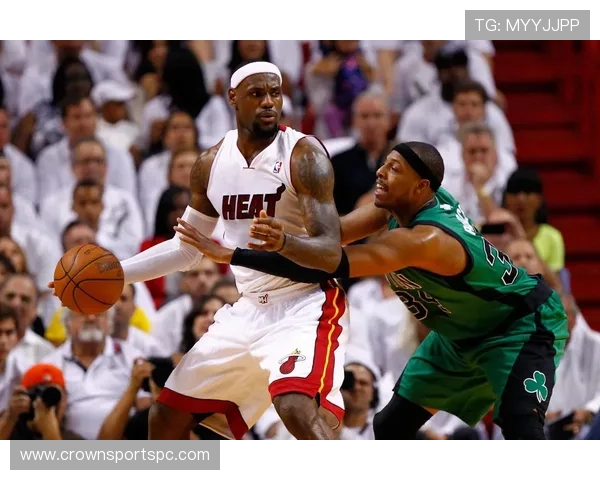 保罗·皮尔斯历史关键得分爆发对比詹姆斯展现季后赛决定力