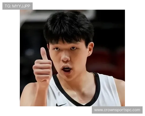 杨瀚森篮下高效得分对比同期内线，展现稳健前场统治力