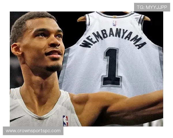 文班亚马投篮选择改善提升效率，拉开与传统内线差距