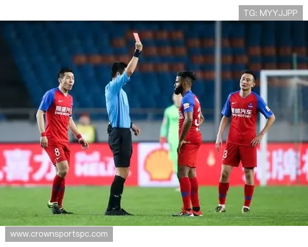 严重犯规判罚逻辑：裁判认定红牌的关键要点